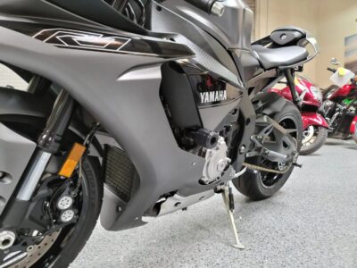2016 Yamaha R1