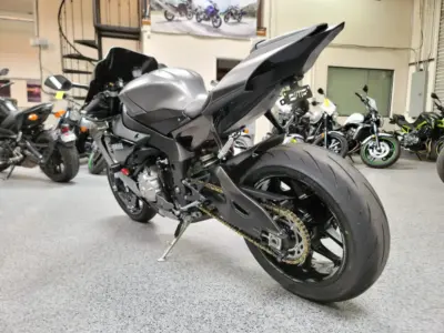 2016 Yamaha R1