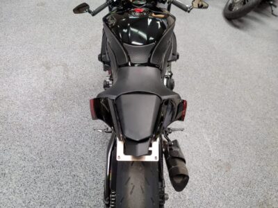 2015 Yamaha R1 RAVEN