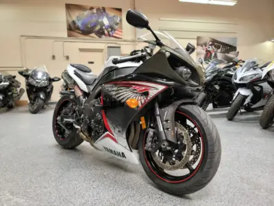 2012 Yamaha R1 Crossplane RAVEN