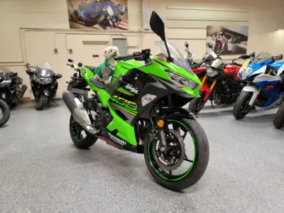 2020 Kawasaki Ninja 400 KRT EDITION