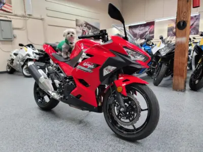 2021 Kawasaki Ninja 400