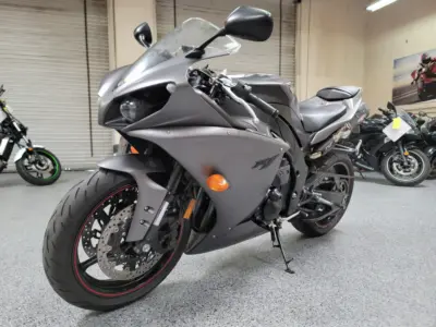 2013 Yamaha R1 Crossplane