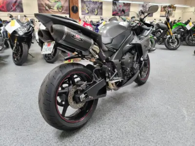 2013 Yamaha R1 Crossplane