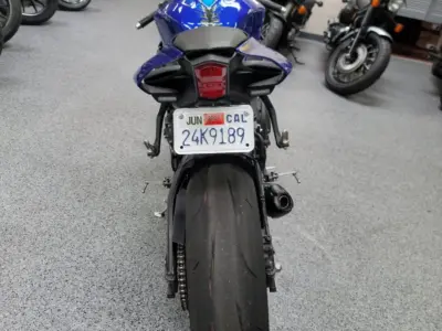 2019 Yamaha R1