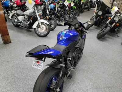 2019 Yamaha R1