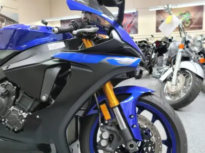 2019 Yamaha R1