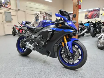 2019 Yamaha R1