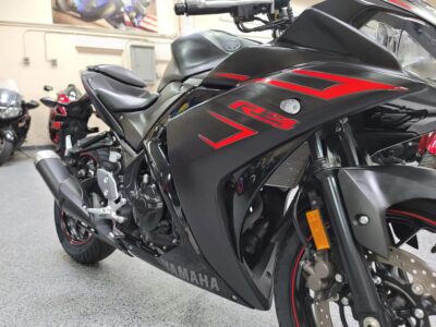2017 Yamaha R3