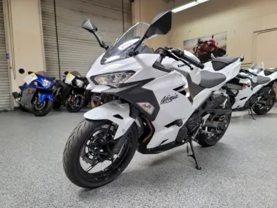 2020 Kawasaki Ninja 400