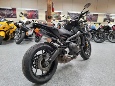 2016 Yamaha FZ09 FZ-09