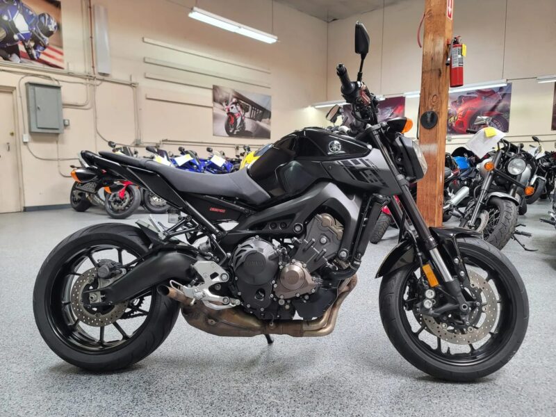 2016 Yamaha FZ09 FZ-09