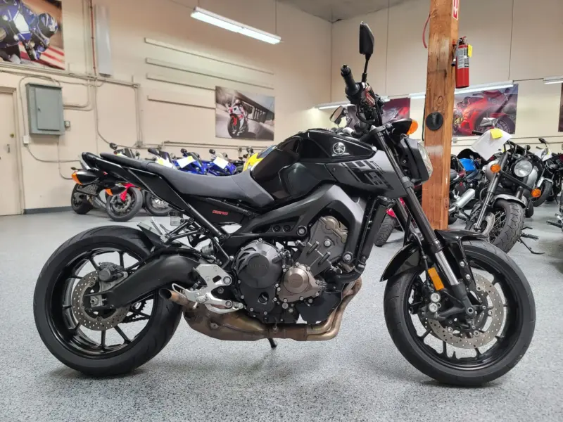 2016 Yamaha FZ09 FZ-09