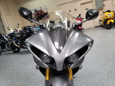 2014 Yamaha R1 Crossplane