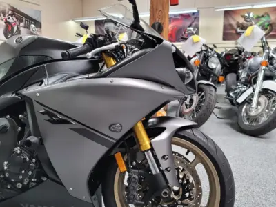 2014 Yamaha R1 Crossplane