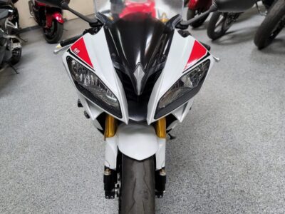 2015 Yamaha R6 PEARL WHITE