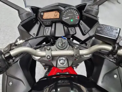 2016 Yamaha FZ6R
