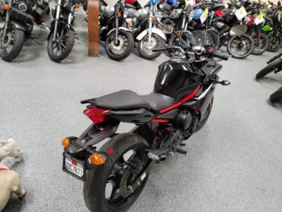 2016 Yamaha FZ6R