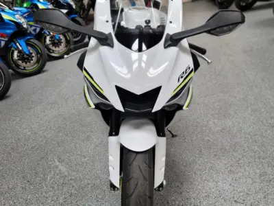 2017 Yamaha R6 PEARL WHITE