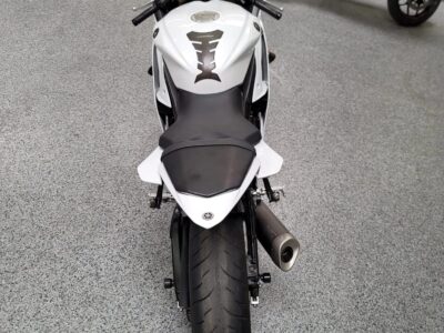 2015 Yamaha R6 Pearl White