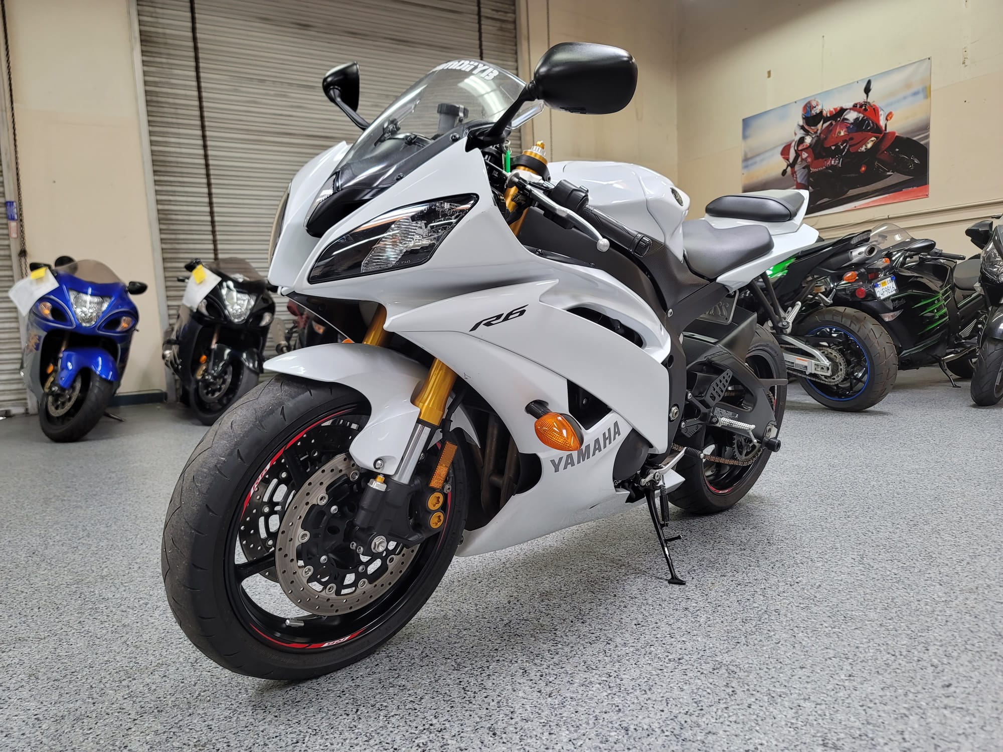 2015 Yamaha R6 Pearl White AK Motors