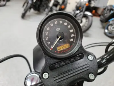 2014 Harley Davidson Sportster 883 Iron