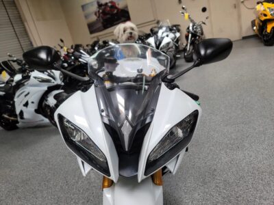 2015 Yamaha R6 PEARL WHITE