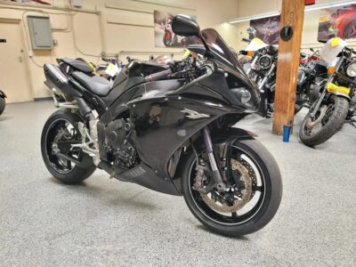 2010 Yamaha R1