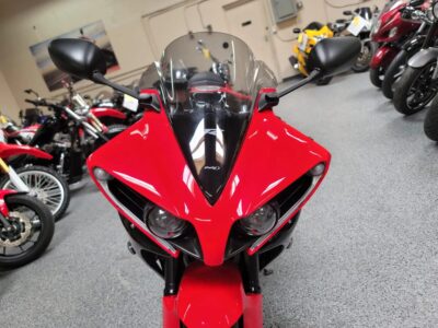 2013 Yamaha R1 RAVEN