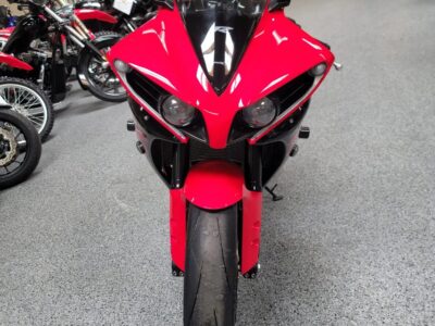 2013 Yamaha R1 RAVEN