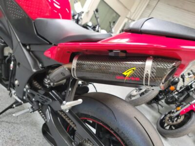 2013 Yamaha R1 RAVEN