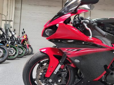 2013 Yamaha R1 RAVEN