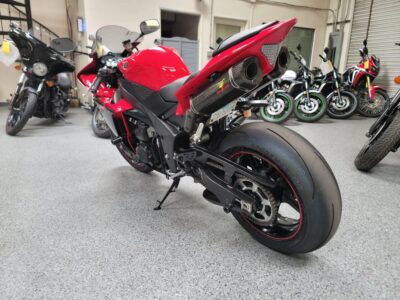 2013 Yamaha R1 RAVEN