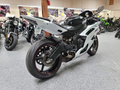 2011 Yamaha R6