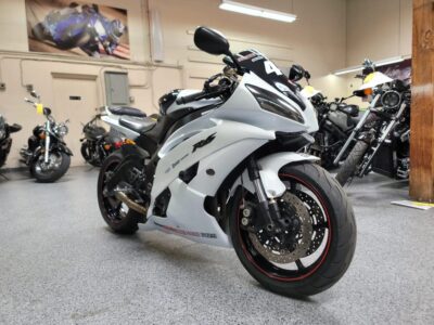 2011 Yamaha R6