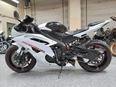 2011 Yamaha R6