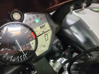 2012 Yamaha R1 RAVEN