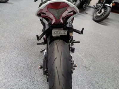2012 Yamaha R1 RAVEN