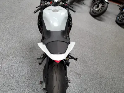 2012 Yamaha R1 RAVEN