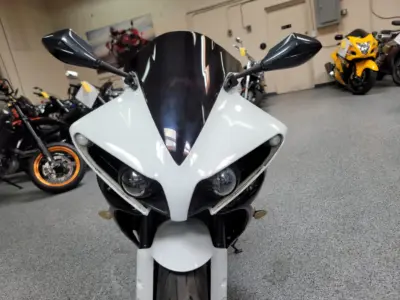 2012 Yamaha R1 RAVEN
