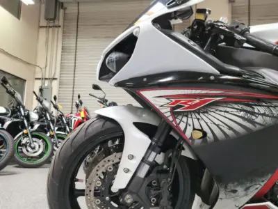 2012 Yamaha R1 RAVEN
