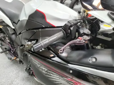 2012 Yamaha R1 RAVEN