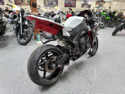 2012 Yamaha R1 RAVEN