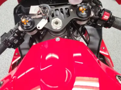 2019 Yamaha R1