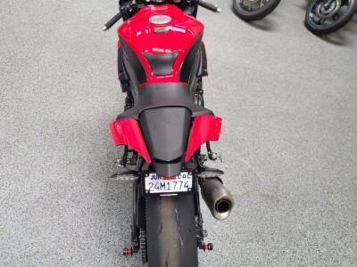 2019 Yamaha R1