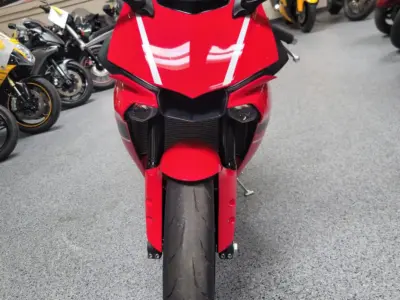 2019 Yamaha R1
