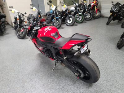 2019 Yamaha R1