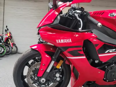2019 Yamaha R1
