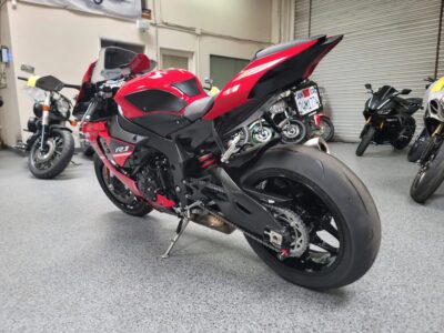 2019 Yamaha R1