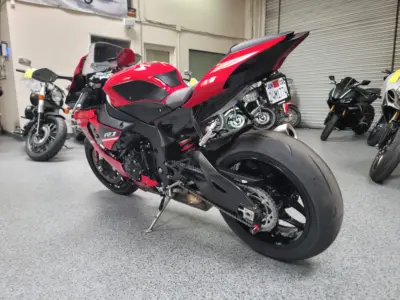 2019 Yamaha R1